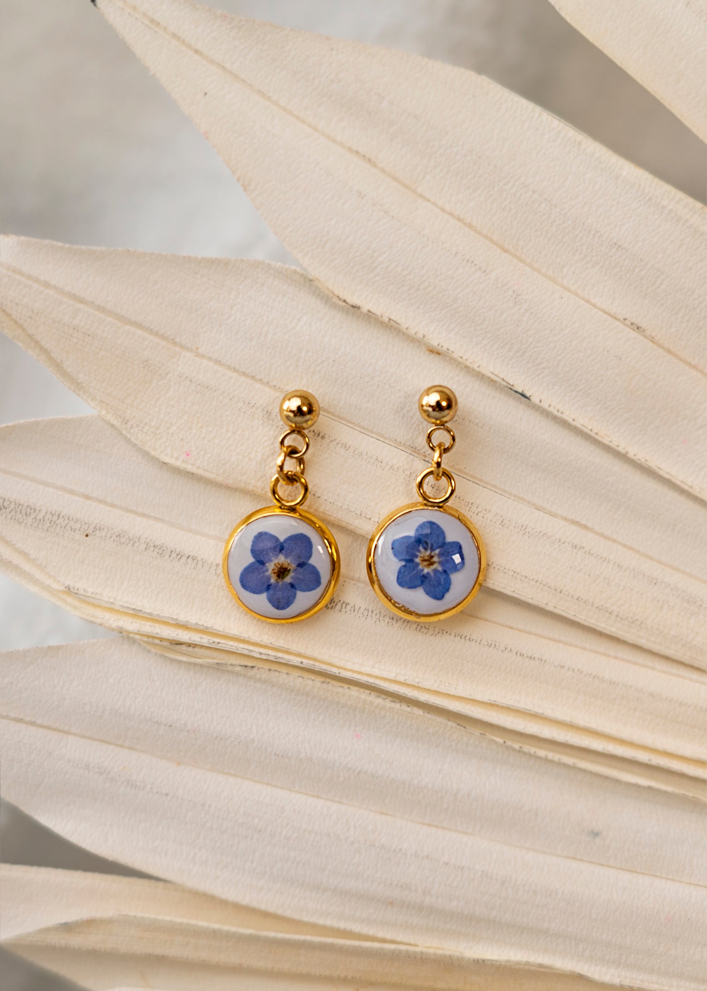 Joyas con flores secas nomeolvides