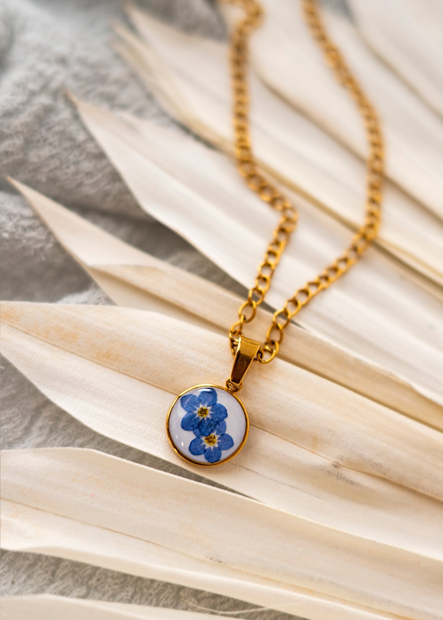 Joyas con flores secas nomeolvides