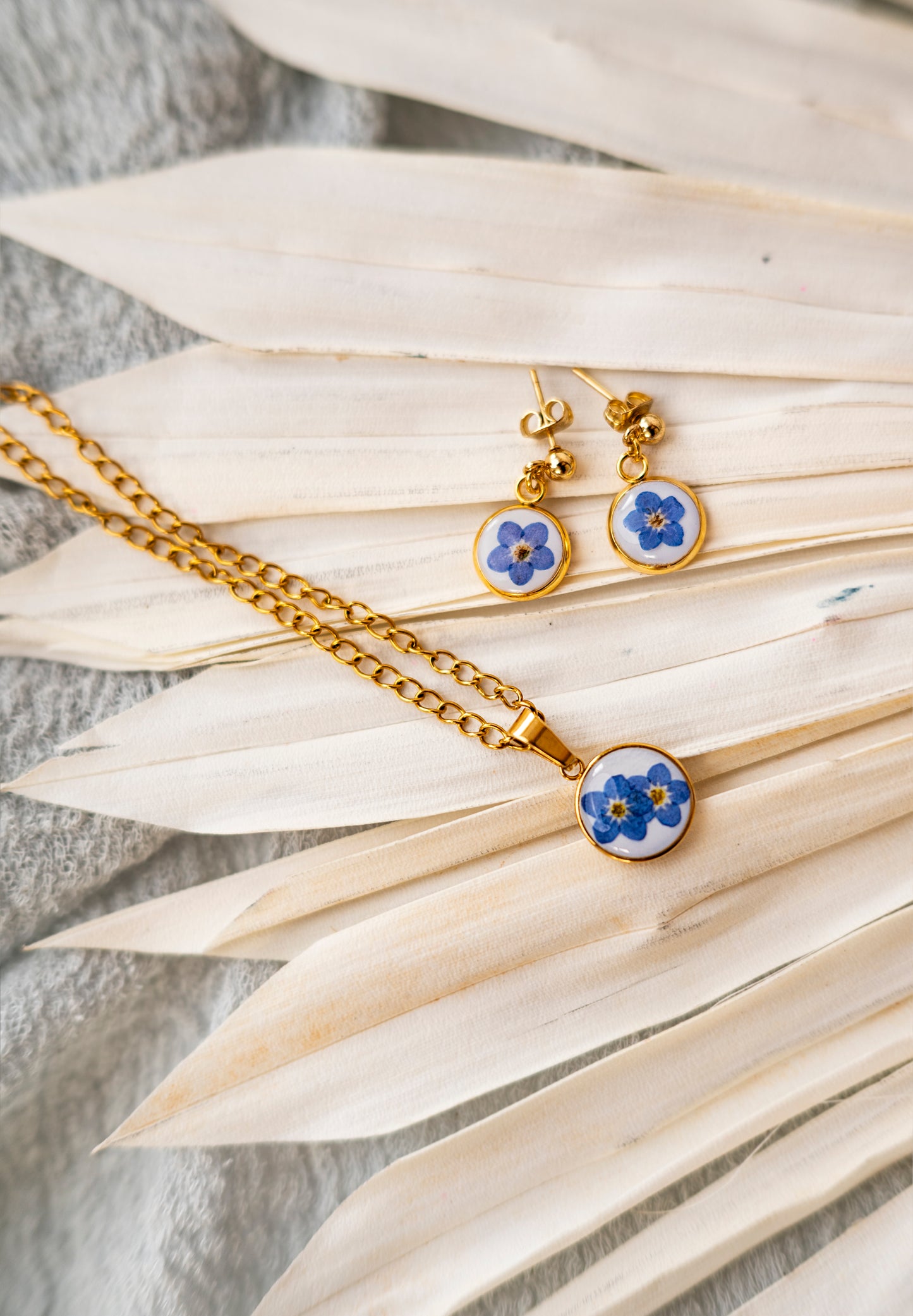 Joyas con flores secas nomeolvides