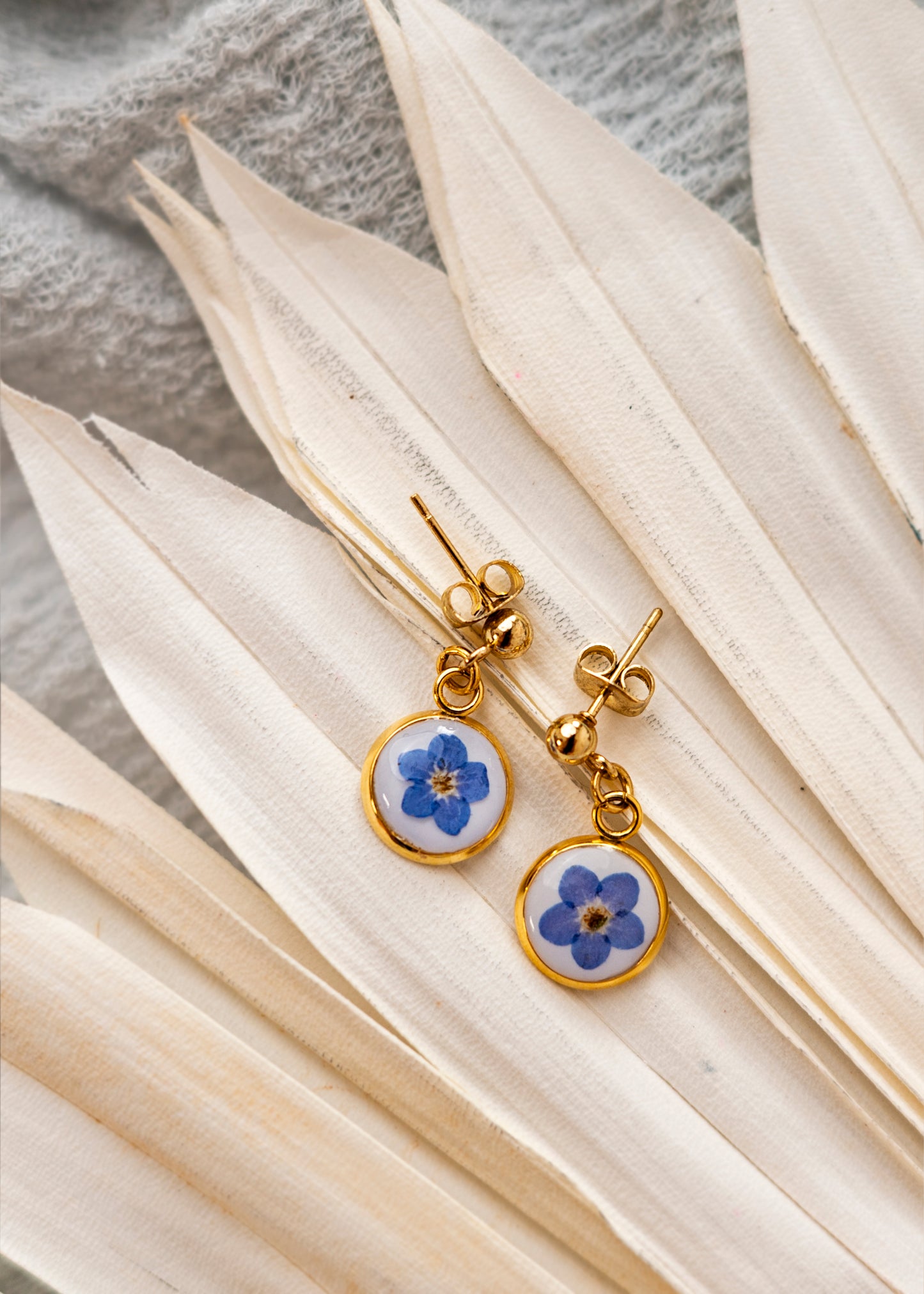 Joyas con flores secas nomeolvides