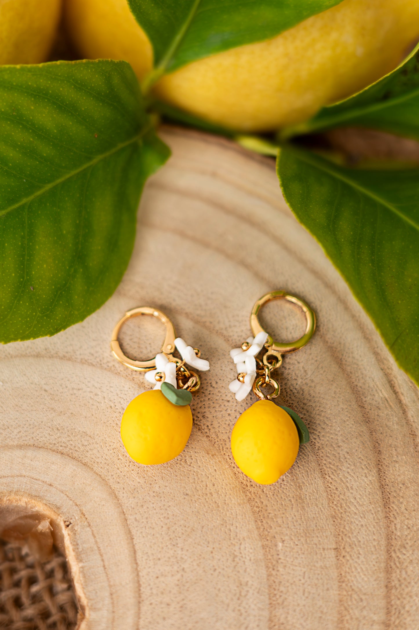 Limones y flores de azahar