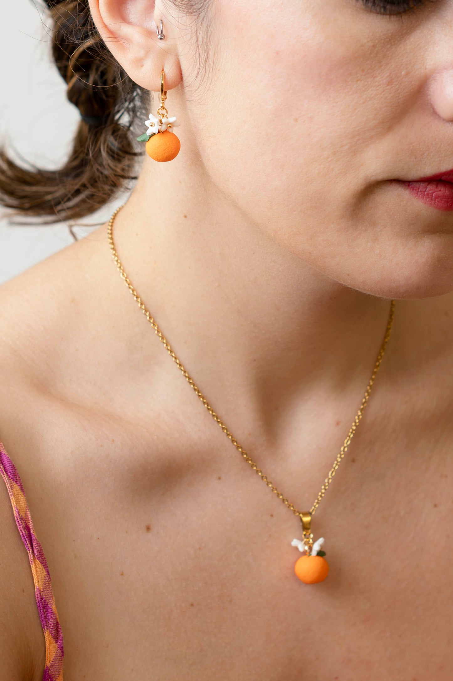 Naranjas y flores de azahar