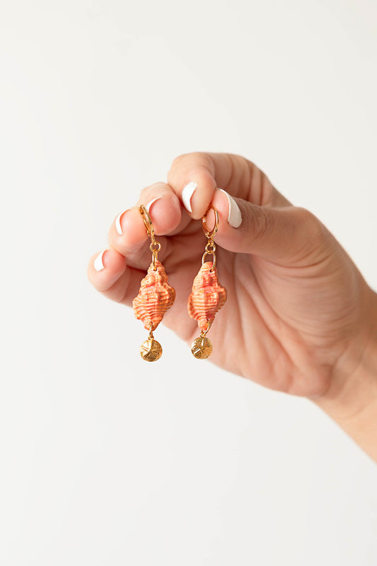 Pendientes de concha coral con estrella de mar
